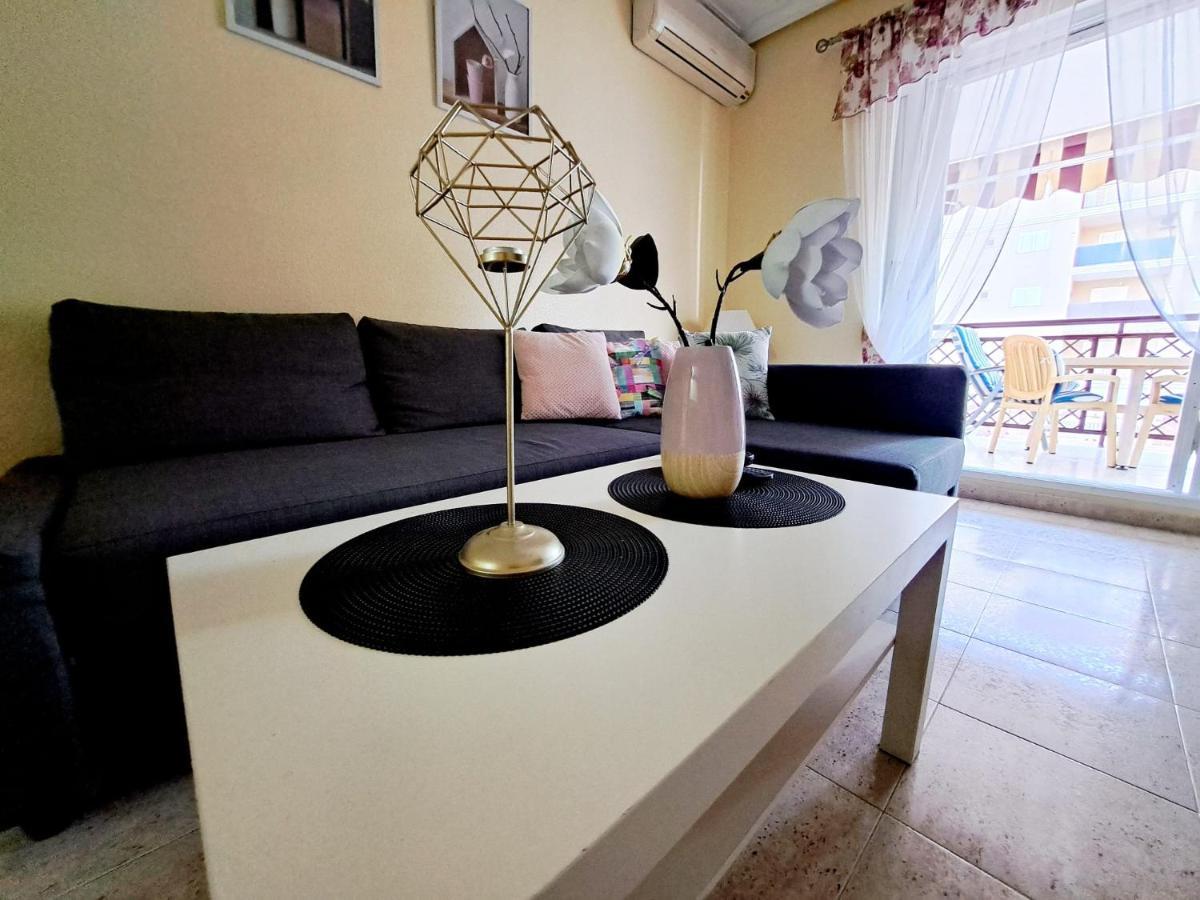 Via Mar Apartments La Mata  Exteriör bild